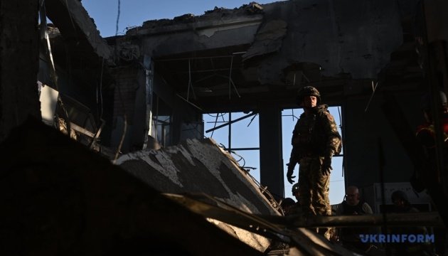 За тиждень Росія випустили по Україні більш як тисячу авіабомб і 1400 дронів