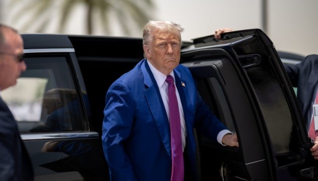 Трамп наголошує, що запровадить санкції проти Путіна, лише якщо Європа посилить тиск на Москву