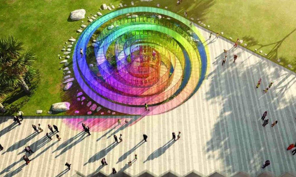 використовують незвичайне райдужне скло (фото)