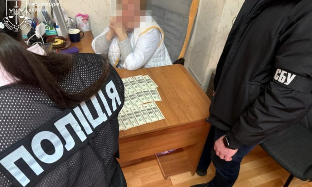 Депутатку міської ради на Одещині затримали за підозрою у хабарництві
Анонси