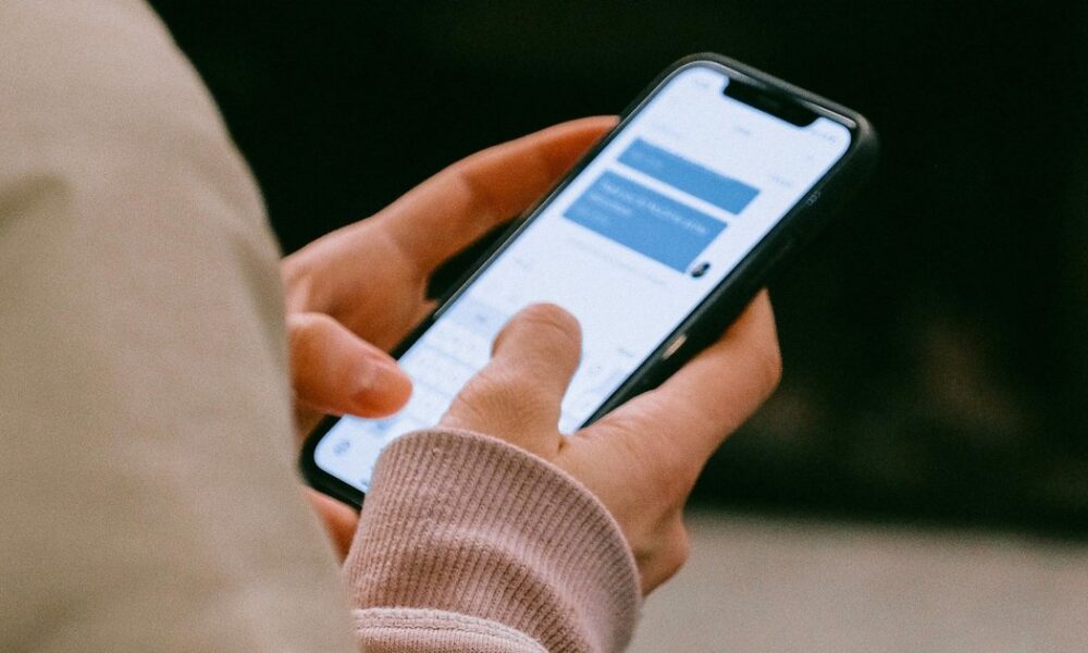 Нове шкідливе ПЗ дозволяє непомітно контролювати ваші смартфони: як не стати жертвою