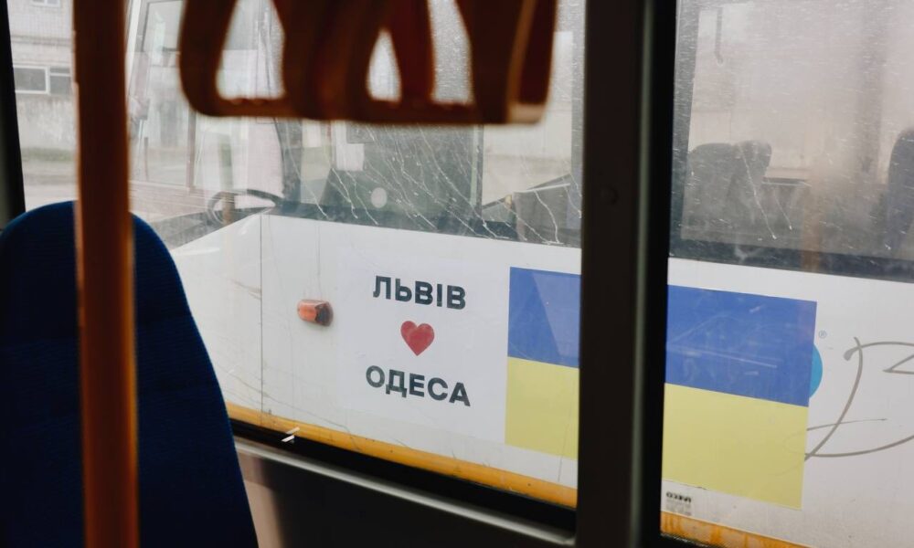 Автобуси з трьох міст на заміну електротранспорту дісталися Одеси
Анонси