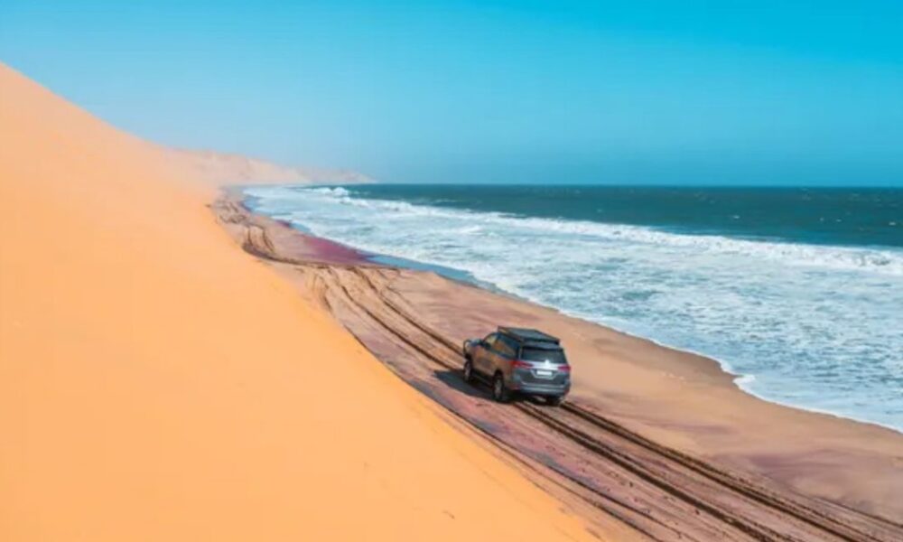 як з'явилися пустелі поруч з океанами