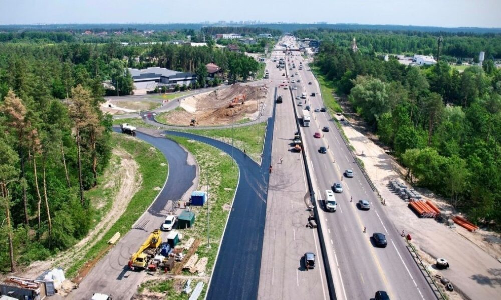 Мільярди на підрядах, відкати та надра: кому віддали ремонт траси Одеса-Київ
Анонси