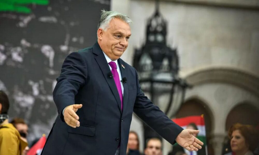 Гуру світового популізму: політичний портрет Віктора Орбана
Анонси