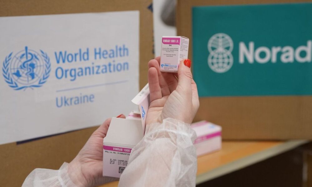 У МОЗ повідомили про постачання життєво важливого препарату від сказу: скільки доз отримали
