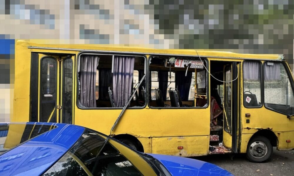 У Херсоні росіяни вгатили по маршрутці з людьми, є жерт…