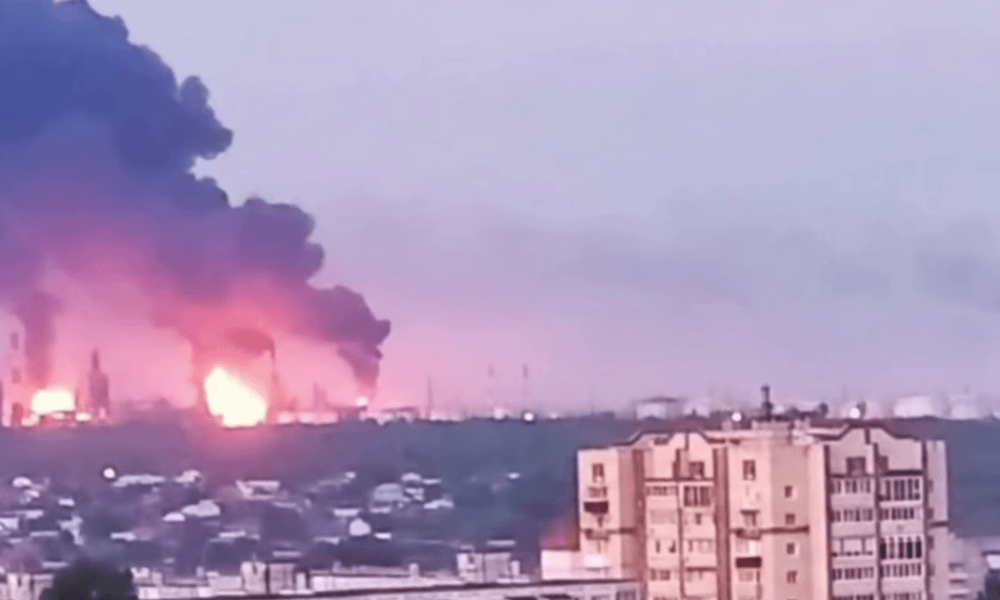 Атака на НПЗ у Самарській області — Міноборони підтвердило удари