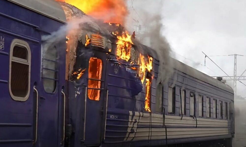 Зенітки для захисту поїздів: як можна боротися з терором РФ на залізницях України