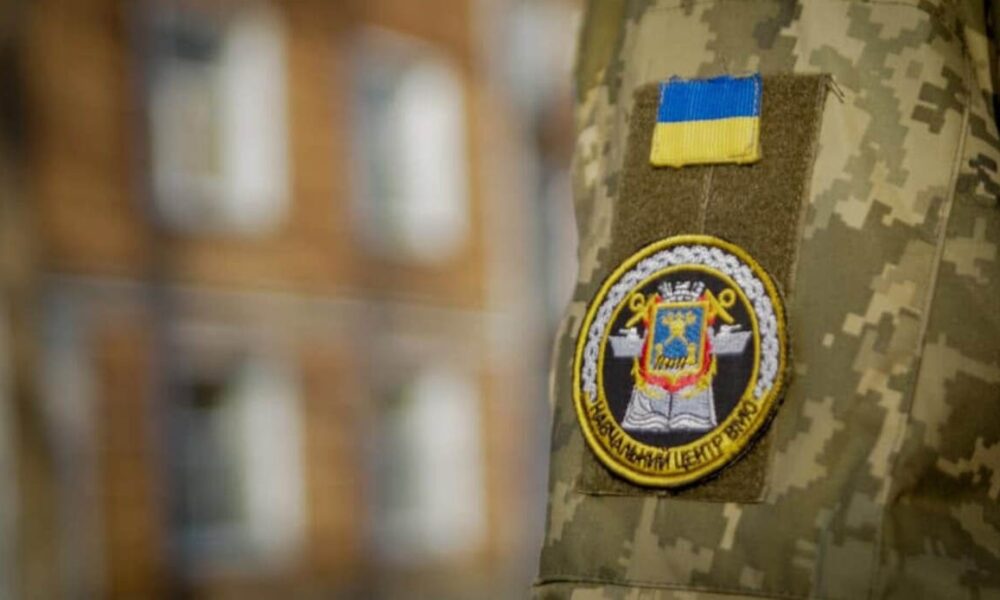 Одесит отримав штраф за схему з фіктивною службою